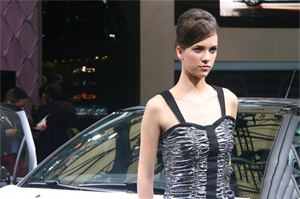 如何在上海的教育体系中融入人工智能培训