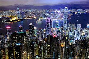 The interaction between Shanghai's social issues and its economic policies